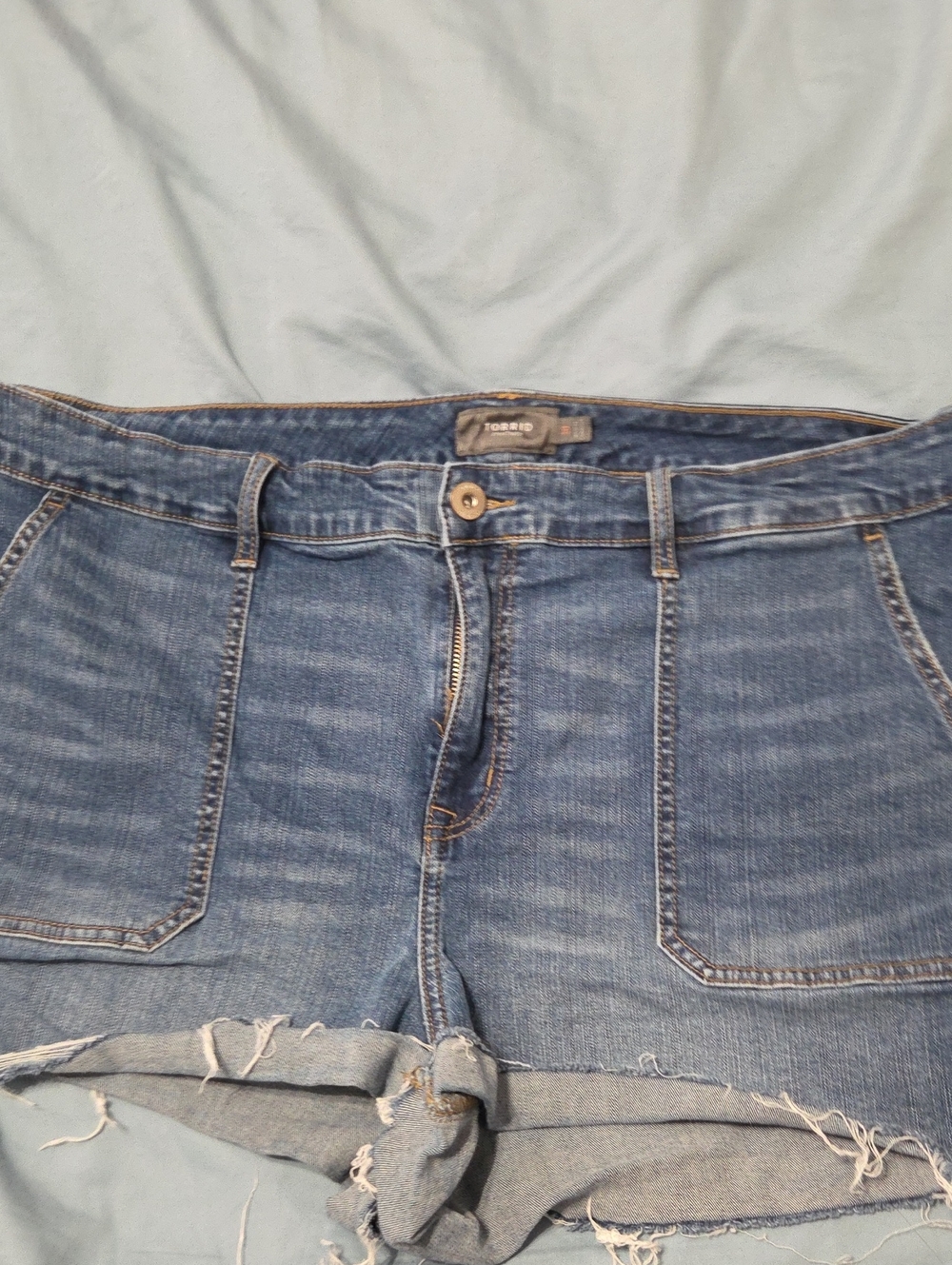 torrid blue denim boyfriend cut-off shorts
